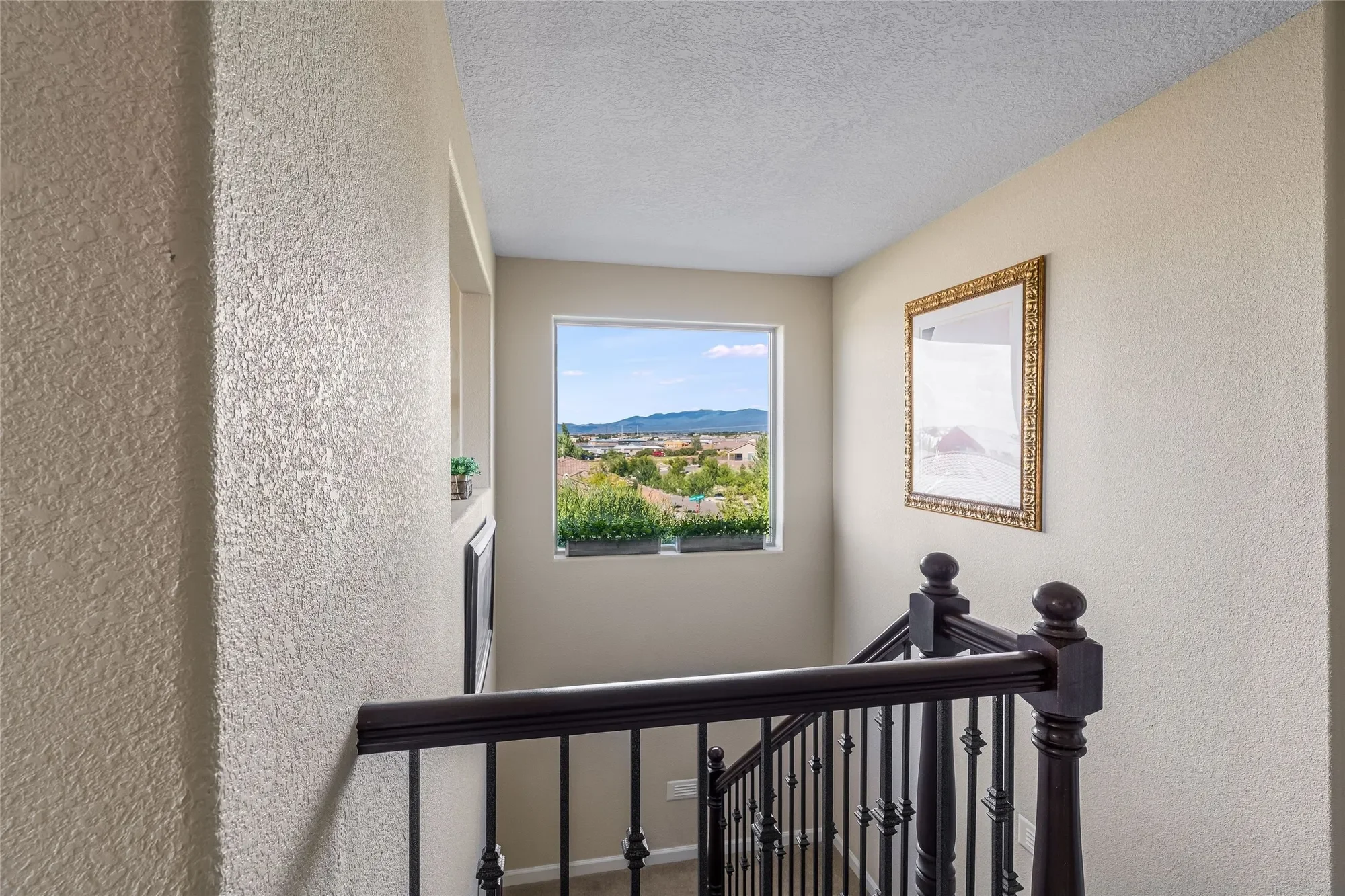 4193 Las Brisas , Santa Fe, NM 87507, Santa Fe, New Mexico, United States. - Photo 6