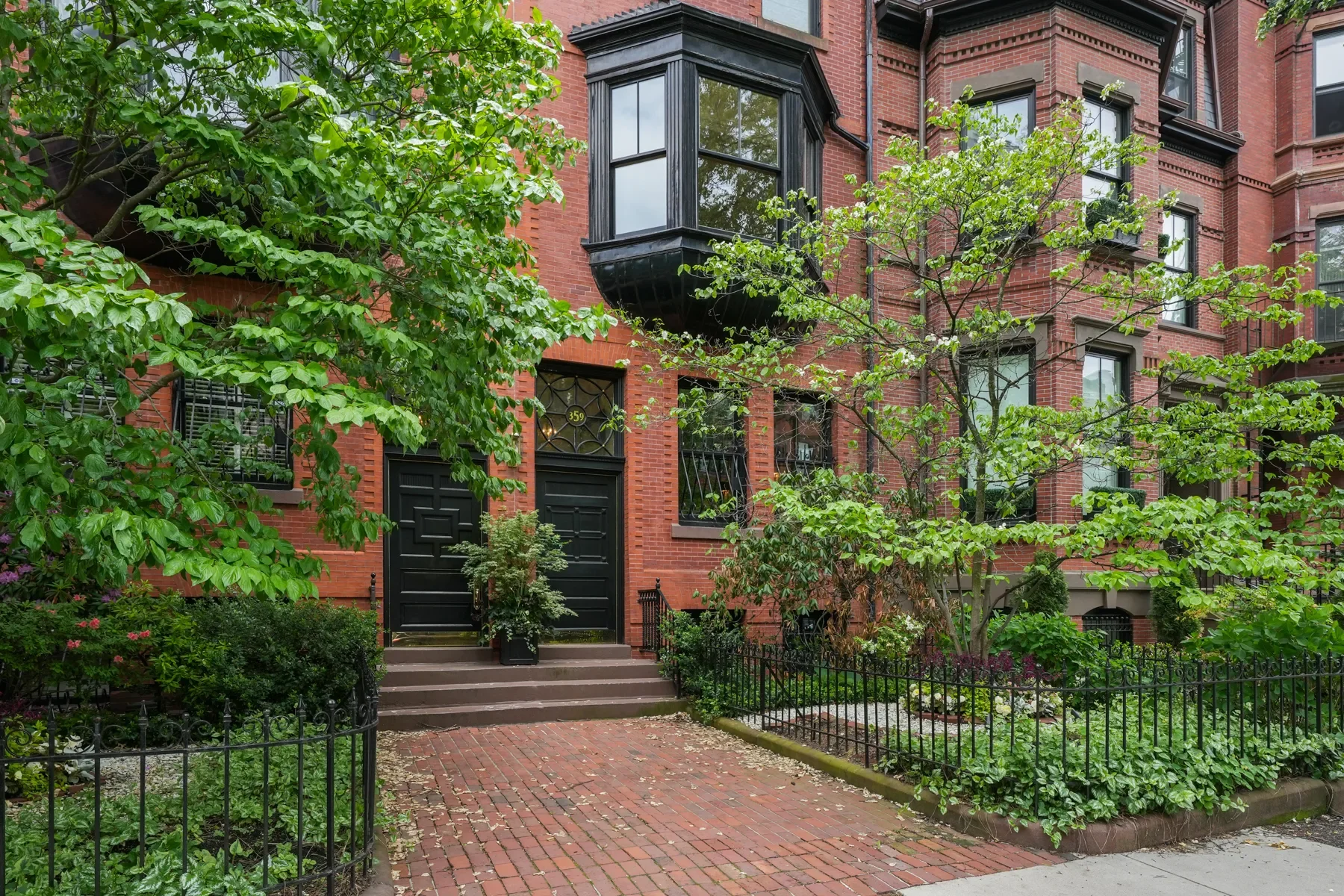 357 Beacon Street Unit 2, Boston, MA 02116, Boston, Massachusetts, United States. - Photo 3