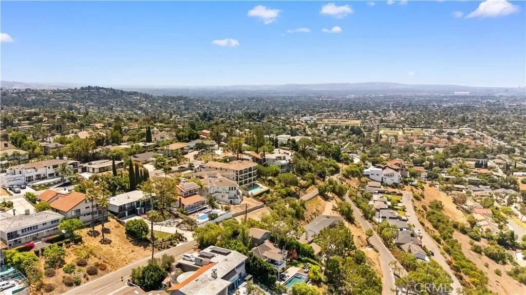 12284 Circula Panorama, Santa Ana, California, United States. - Photo 49