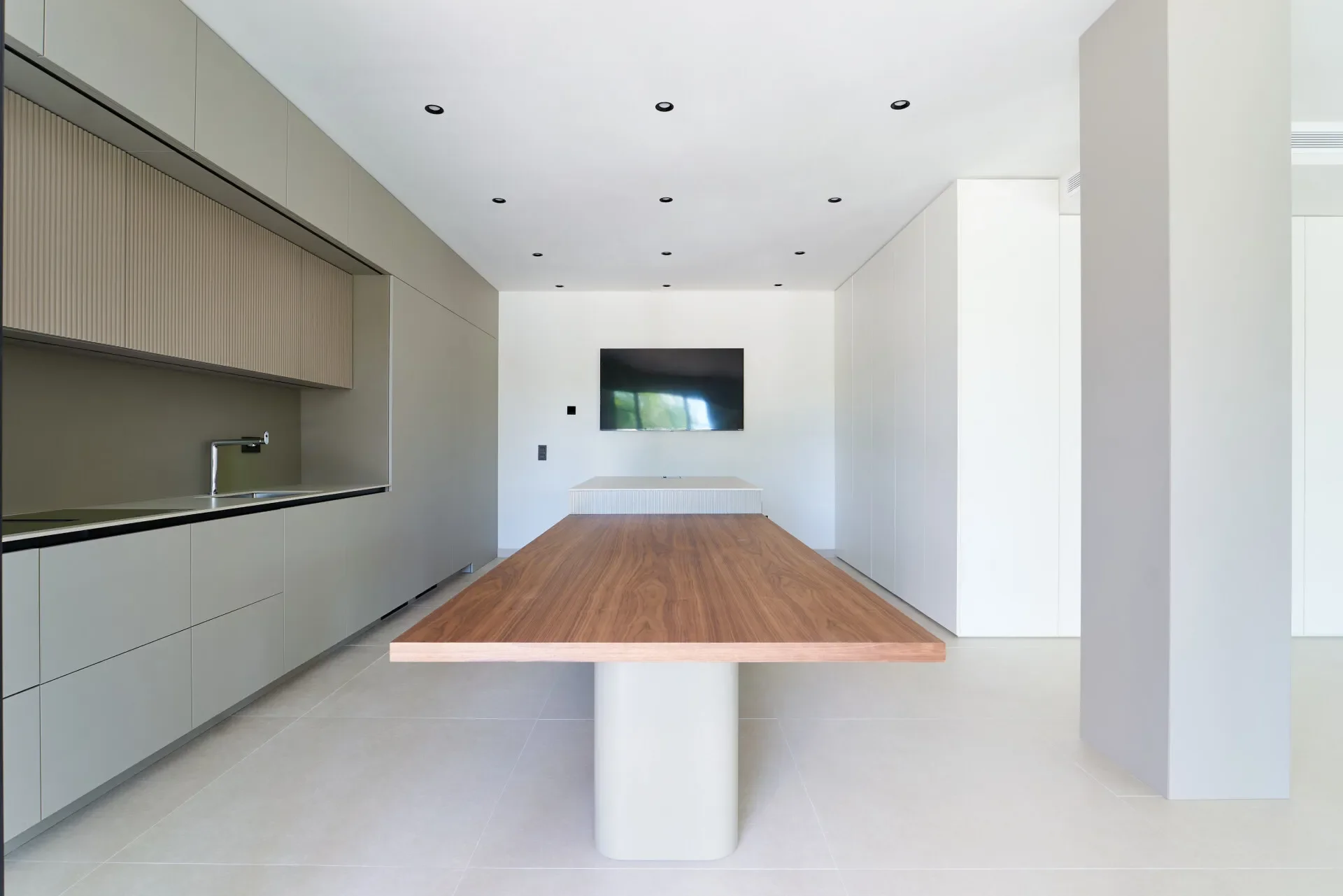 Gallery photo 2