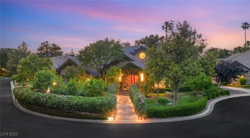 3004 ASTORIA PINES Circle, Las Vegas, Nevada, United States. - Photo 4