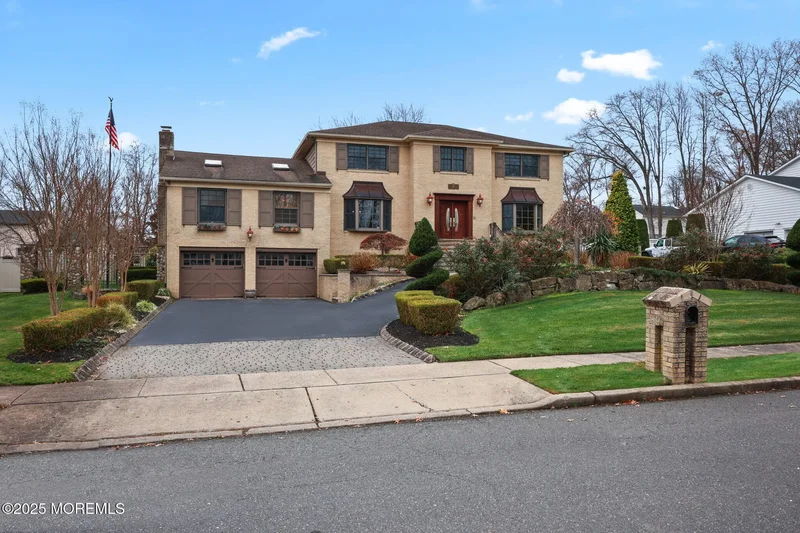 41 Thomas Drive, Manalapan, NJ 07726, Manalapan Township, New Jersey, United States. - Photo 7