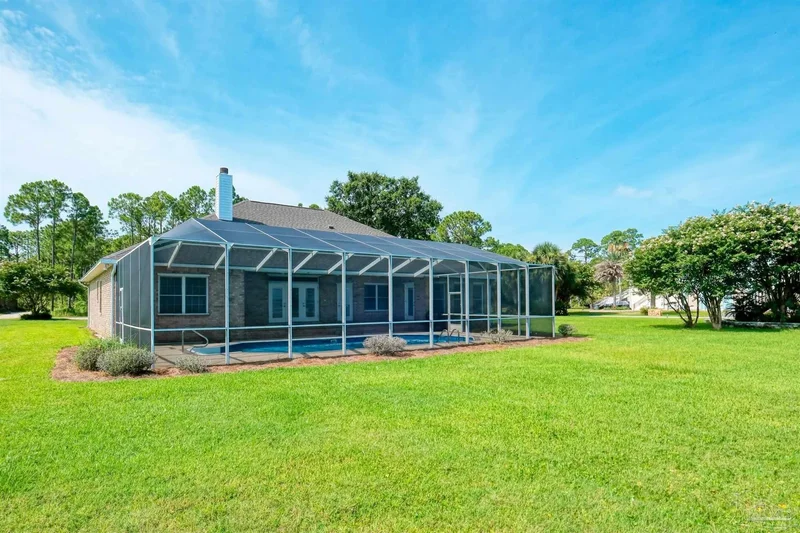 5450 N Shore Rd, Pensacola, FL 32507, Pensacola, Florida, United States. - Photo 55