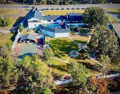 Thumbnail 50