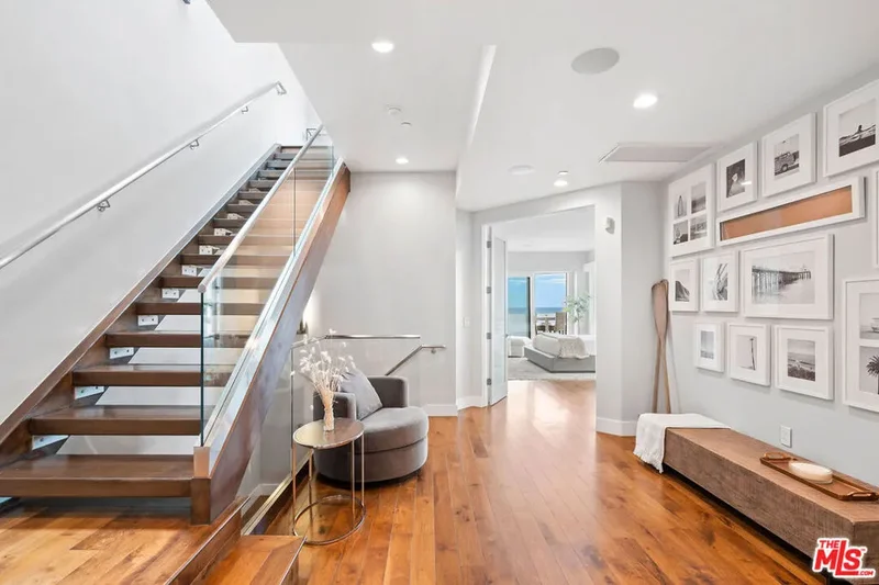 22065 Pacific Coast Highway 1, Malibu, California, United States. - Photo 7