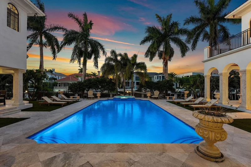 251 W Coconut Palm Road, Boca Raton, Florida, United States. - Photo 3