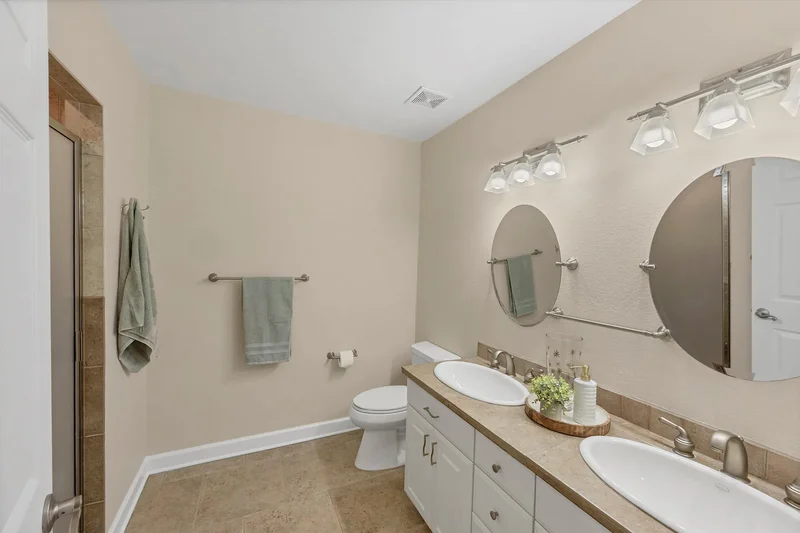 2736 45th Way N, St Petersburg, FL 33713, St. Petersburg, Florida, United States. - Photo 4