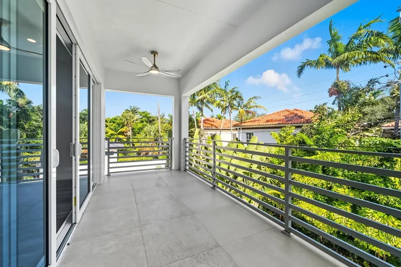 827 N Lake Avenue, Delray Beach, Florida, United States. - Photo 32