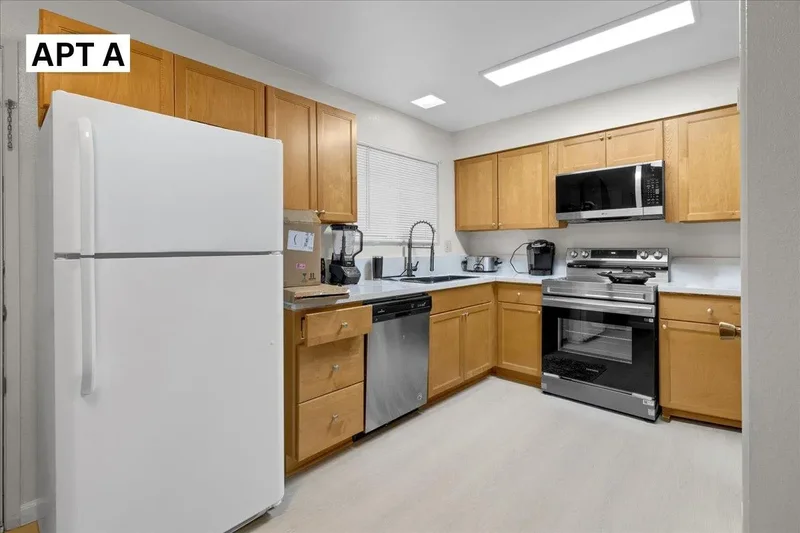 618 Forest Avenue, Pacific Grove, California, United States. - Photo 27
