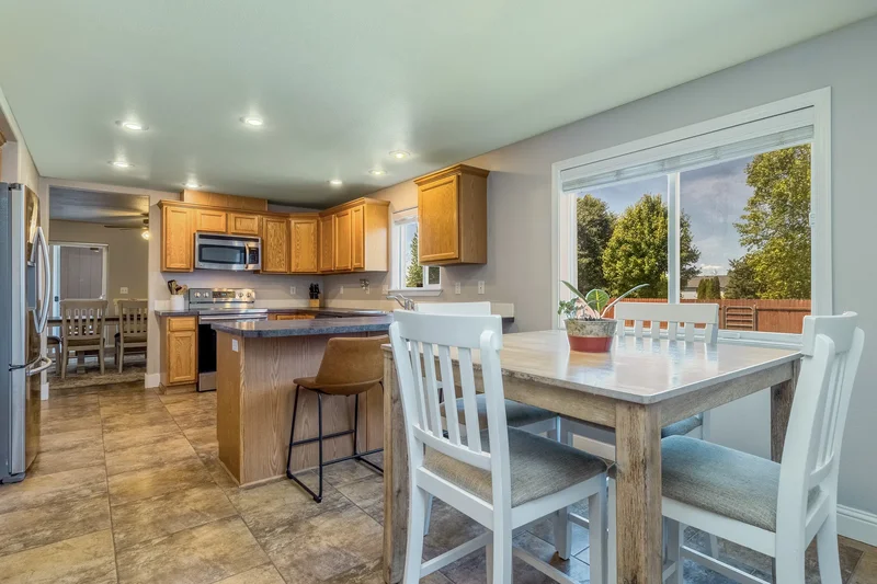 2335 Hawk Drive, Walla Walla, WA 99362, Walla Walla, Washington, United States. - Photo 6