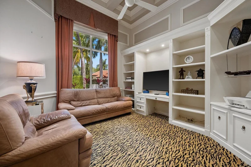 1648 Cypress Row Drive, West Palm Beach, Florida, United States. - Photo 25