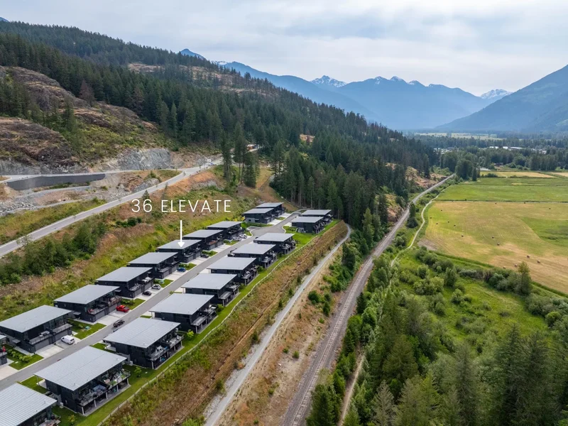 4000 Sunstone Way, #32, Pemberton, BC, V0N2L3, CANADA, Pemberton, British Columbia, Canada. - Photo 40
