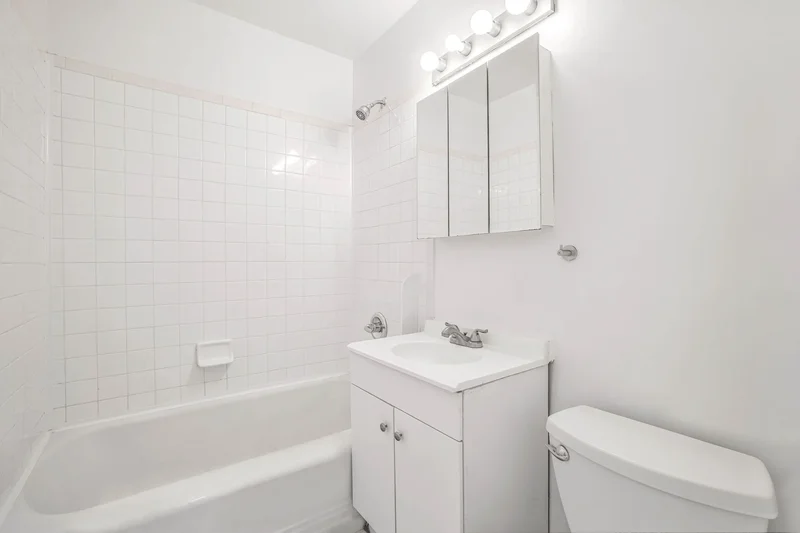 406 West 46th Street 3B, New York, NY 10036, New York, New York, United States. - Photo 2