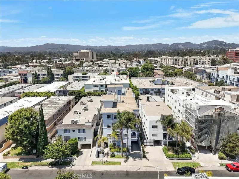 11923 Darlington Avenue 302, Los Angeles, California, United States. - Photo 34