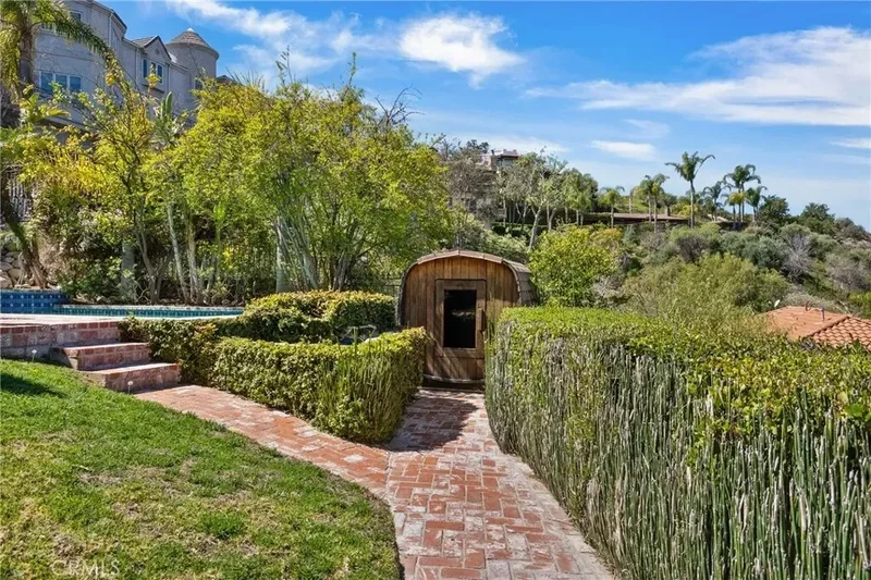 24845 Bella Vista Drive, Santa Clarita, California, United States. - Photo 30