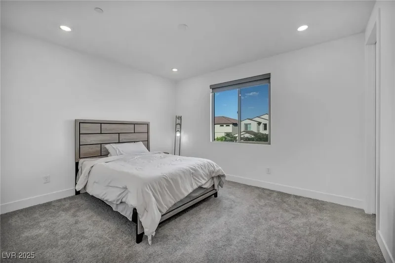 195 Cactus Sunrise Street, Las Vegas, Nevada, United States. - Photo 35
