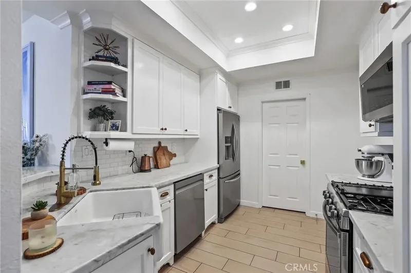 48 Baycrest Court 32, Newport Beach, California, United States. - Photo 11