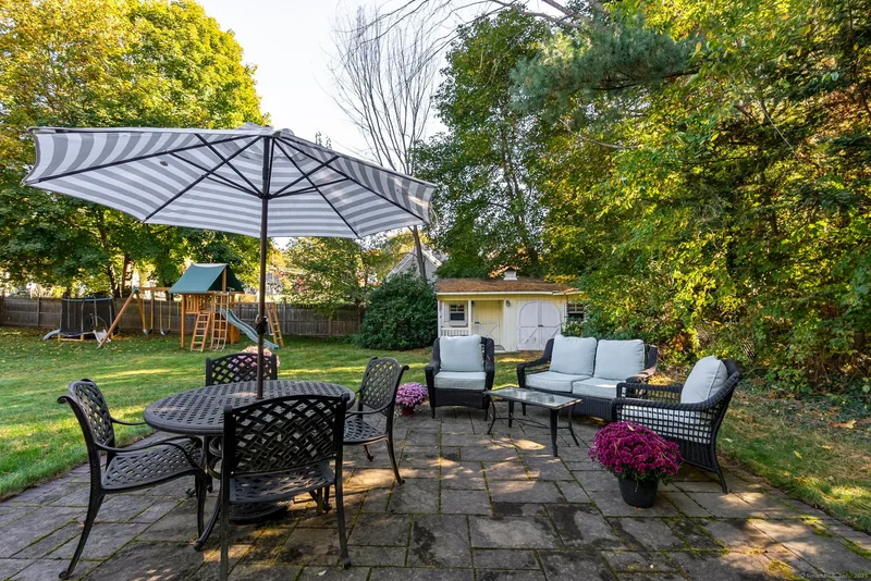 124 Ridgewood Road, Glastonbury, Connecticut, United States. - Photo 28