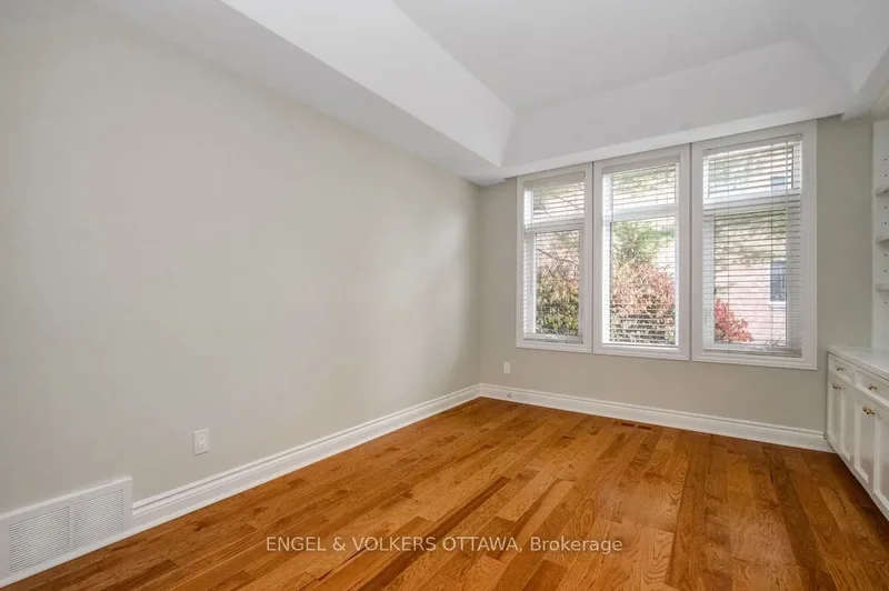 25 Bittern Court, Ottawa, Ontario, Canada. - Photo 28