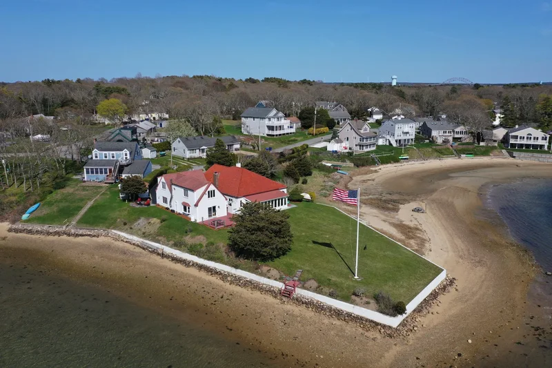 6 Louis Avenue, Sagamore, MA 02561, Bourne, Massachusetts, United States. - Photo 14