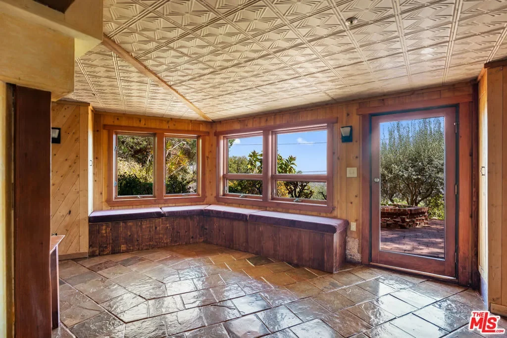 440 Mariposa Drive, Ventura, California, United States. - Photo 5