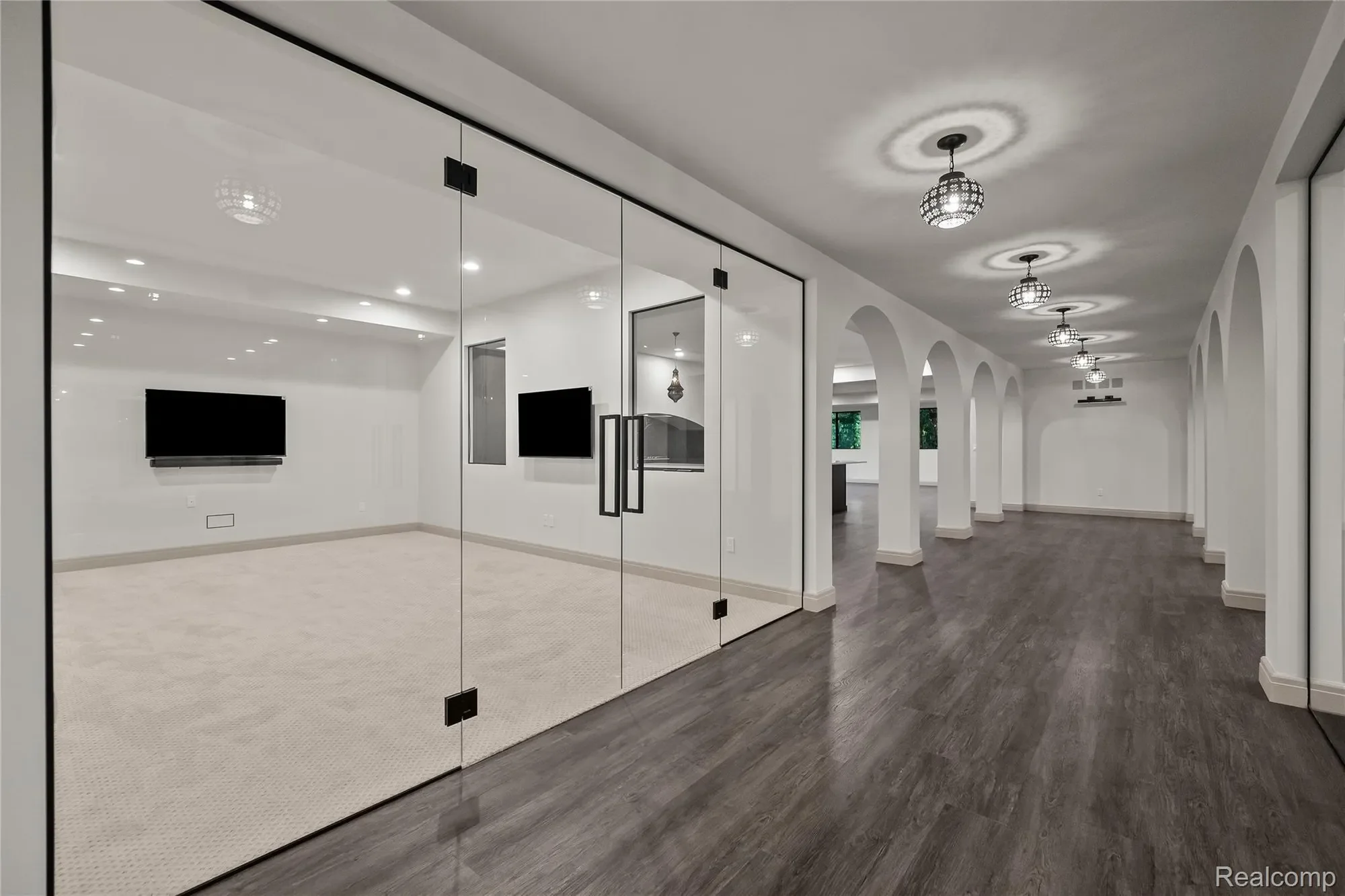 559 Barrington Park Drive, Bloomfield Hills, MI 48304, Bloomfield Hills, Michigan, United States. - Photo 26