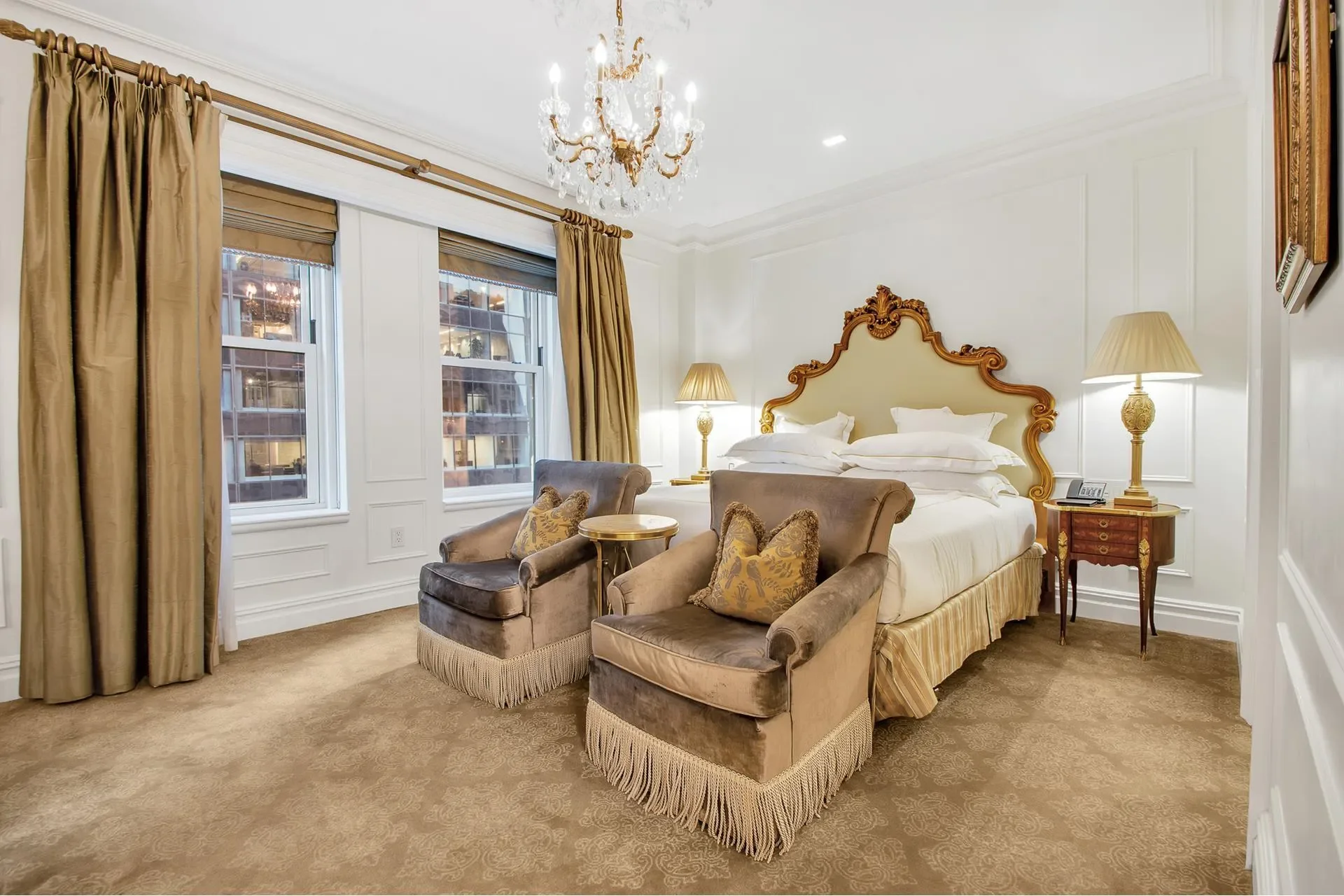 The Plaza Residence, 1 CENTRAL PARK S, New York, New York, United States. - Photo 4