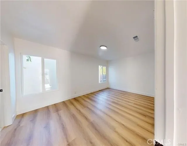 4380 W 28th Street, Los Angeles, CA 90018, Los Angeles, California, United States. - Photo 8