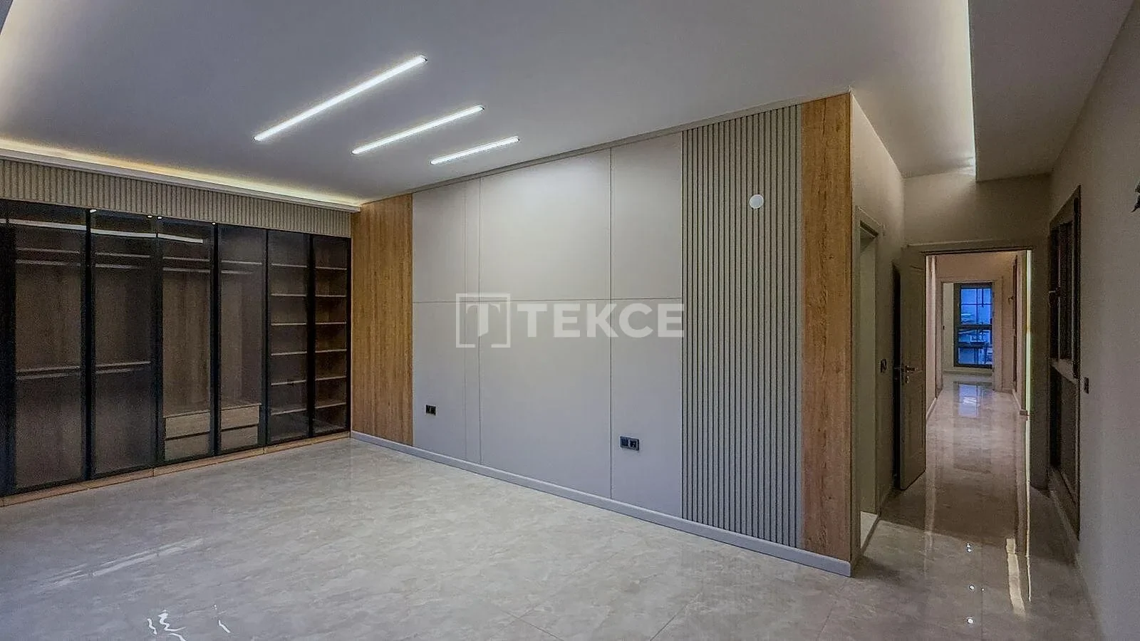 Gallery photo 12