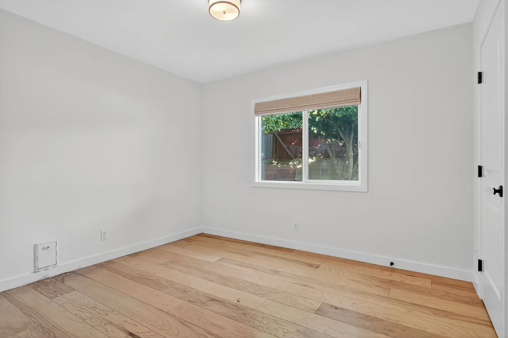 412 Dayloma Avenue , Ventura, CA 93003, Ventura, California, United States. - Photo 31