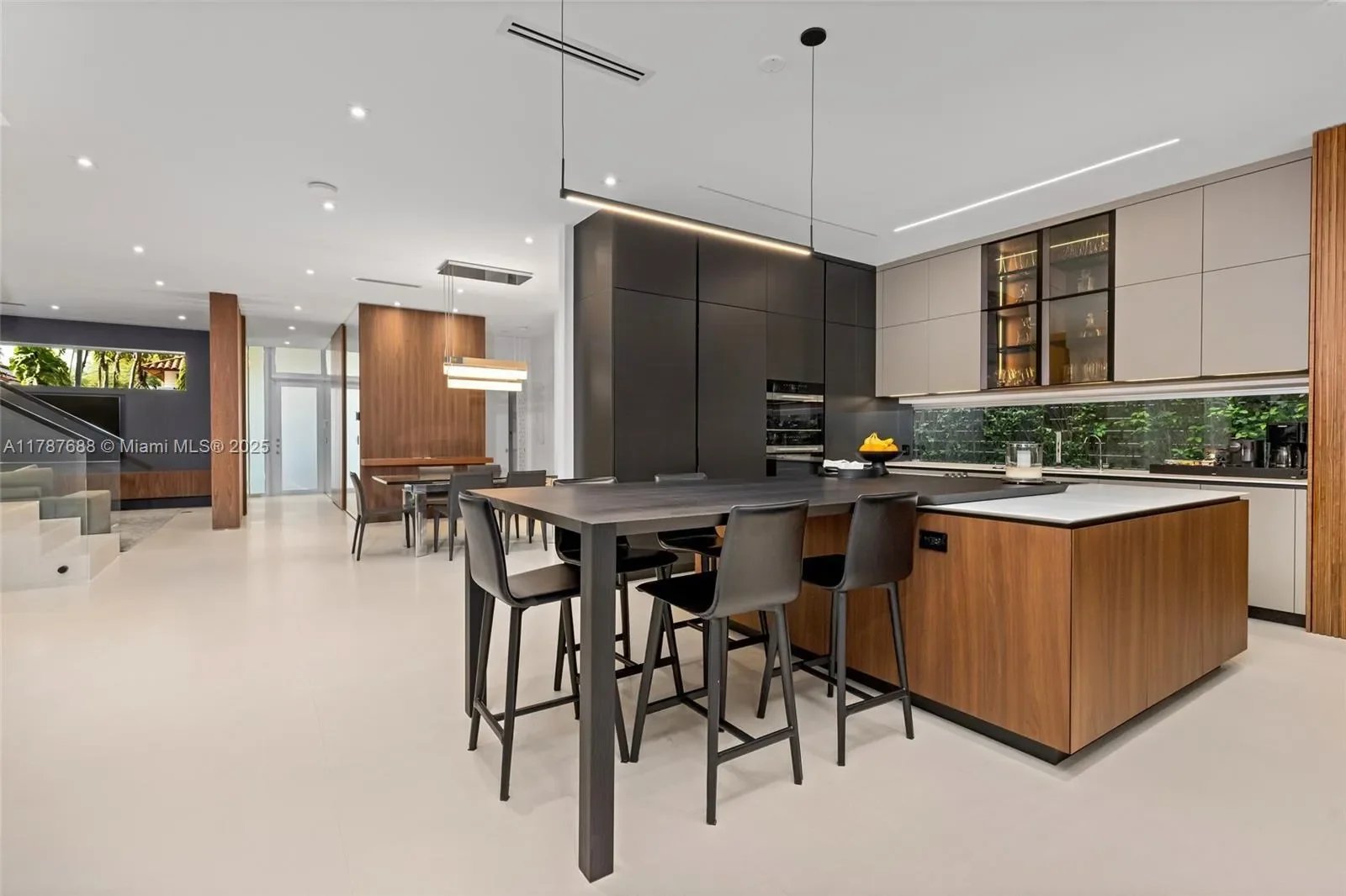 4039 Ventura Ave, Miami, Florida, United States. - Photo 18
