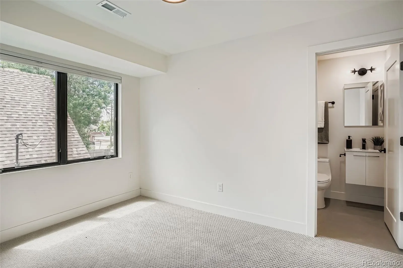 Gallery photo 11