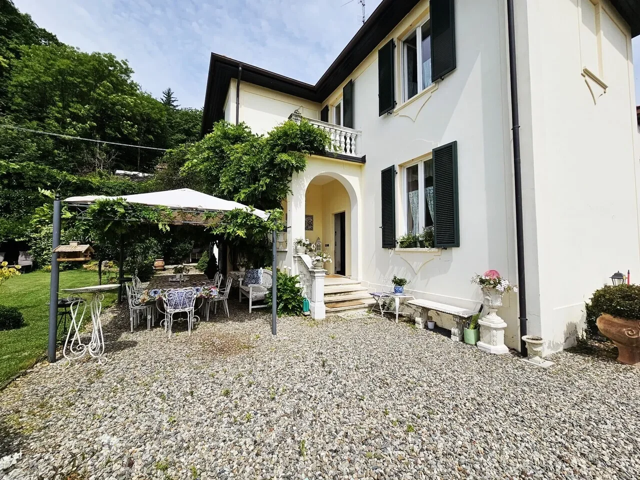 28813 Bee, Province of Verbano-Cusio-Ossola, Italy, Bee, Piedmont, Piedmont, Italy. - Photo 11