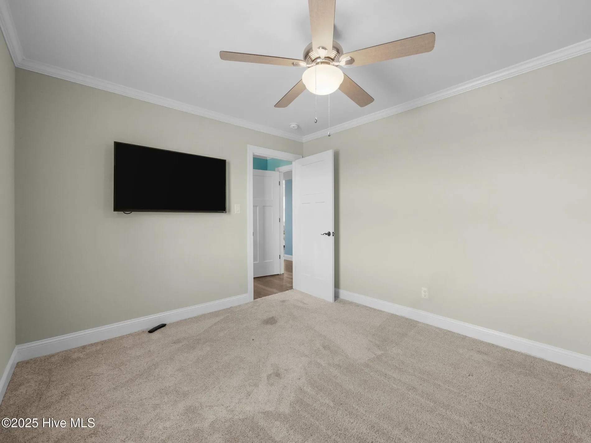 2311 Emerald Drive, Emerald Isle, North Carolina, United States. - Photo 4
