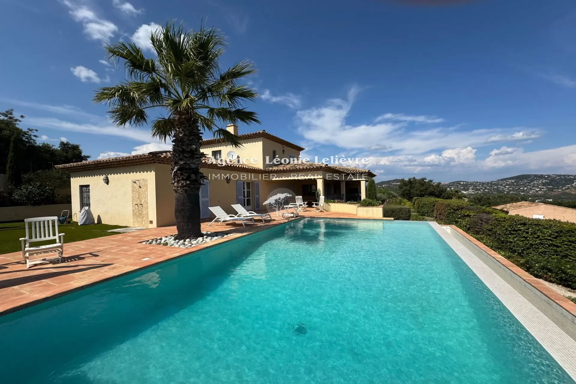 Sainte-Maxime, Provence-Alpes-Côte d'Azur, France. - Photo 5