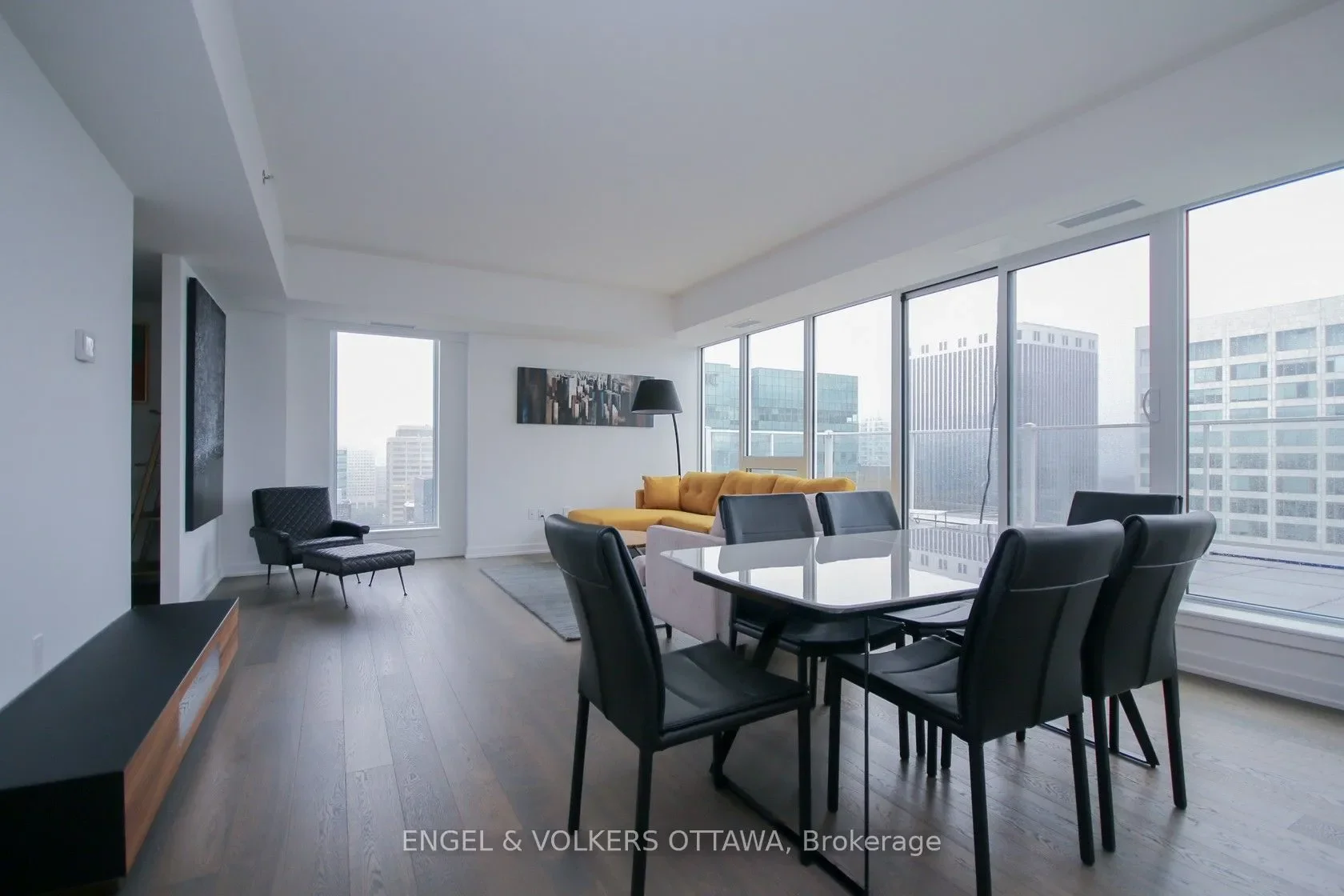 Gallery photo 10