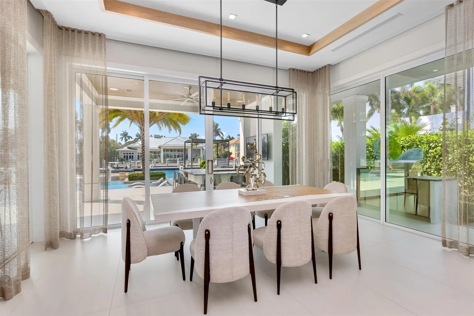 2520 Del Lago Dr, Fort Lauderdale, Florida, United States. - Photo 57