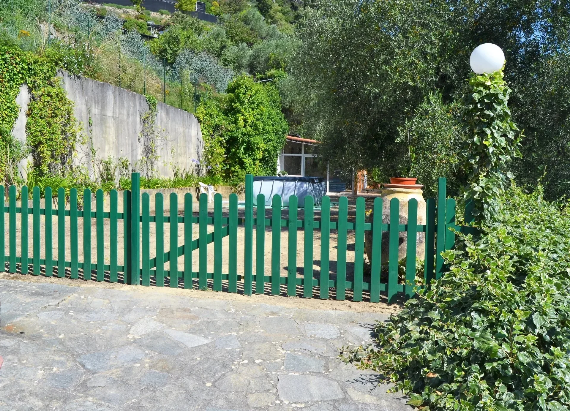Exterior photo 10