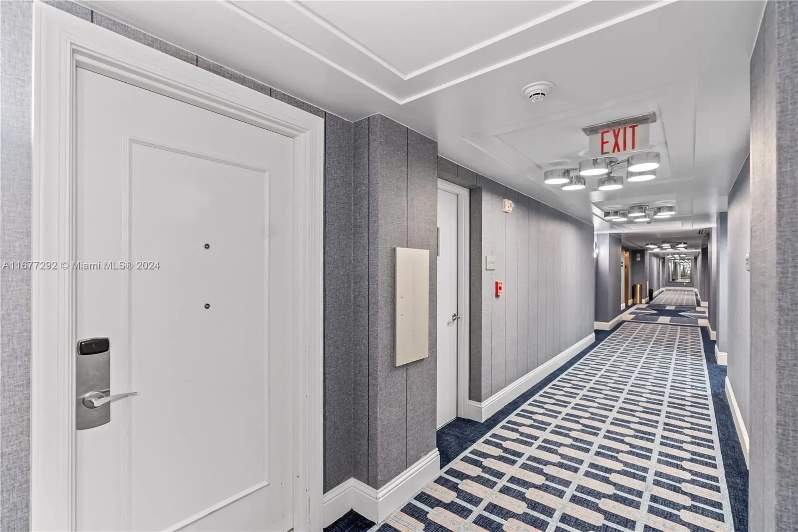 4401 Collins Ave 915, Miami Beach, Florida, United States. - Photo 22