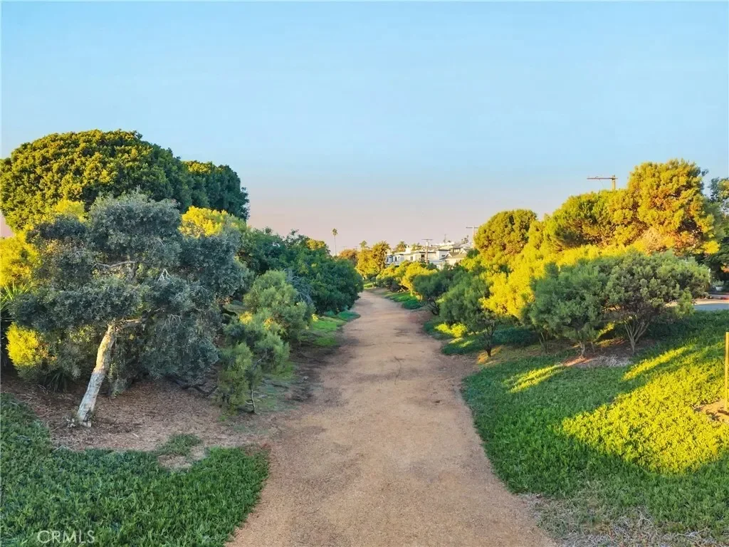 514 Ardmore, Hermosa Beach, California, United States. - Photo 45