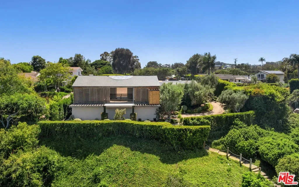 28867 Grayfox Street, Malibu, California, United States. - Photo 6