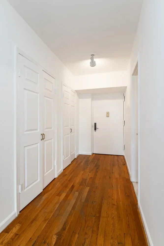 The Chesterfield, 186 W 80TH ST, New York, New York, United States. - Photo 5