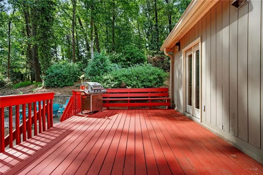 Exterior photo 11