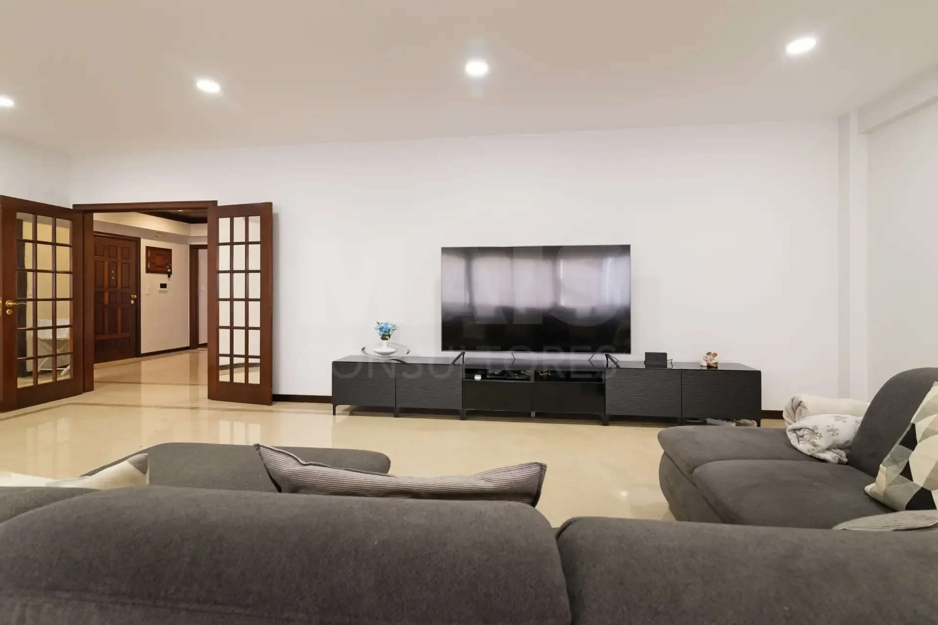 Gallery photo 11