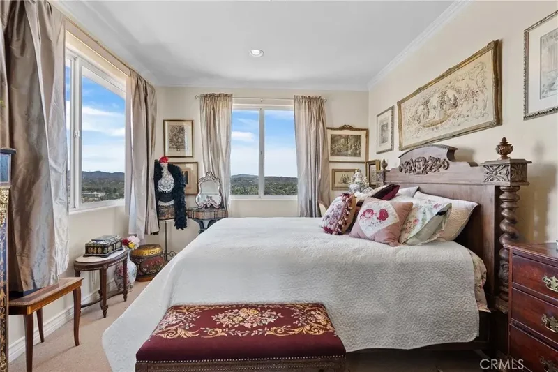 24845 Bella Vista Drive, Santa Clarita, California, United States. - Photo 22