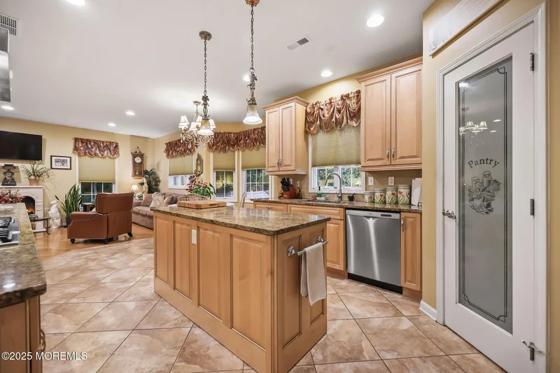 24 Parkside Drive, Jackson, NJ 08527, Jackson Township, New Jersey, United States. - Photo 60