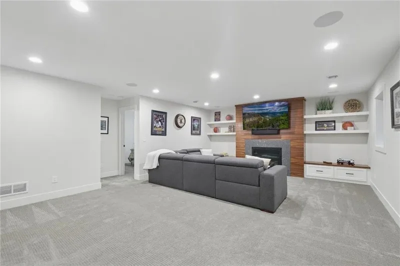 4727 York Avenue S, Minneapolis, MN, 55410, USA, Minneapolis, Minnesota, United States. - Photo 28