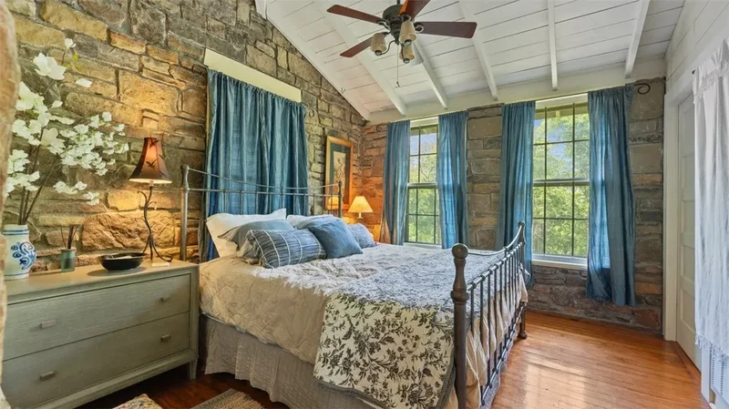 21701 Mount Gaylor, Winslow, AR 72959, Mountainburg, Arkansas, United States. - Photo 19