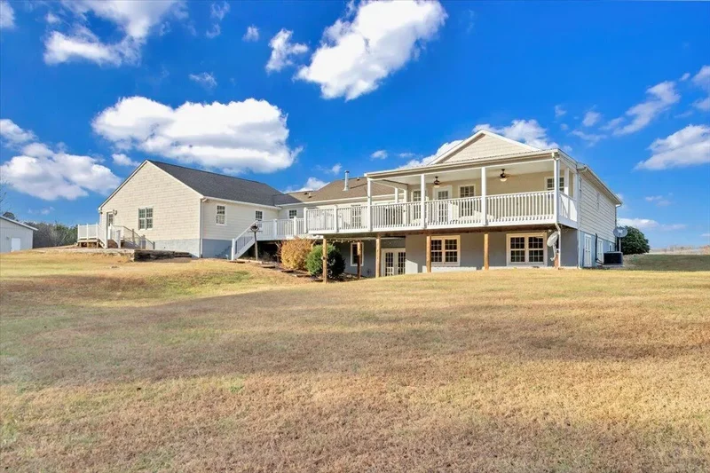1962 McDaniel Rd RD, Bedford, VA 24523, Bedford, Virginia, United States. - Photo 87