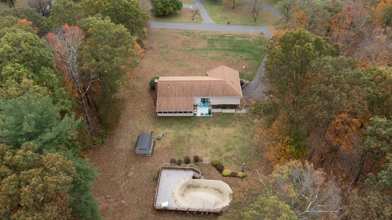 1 Joe-ls Drive, New Fairfield, CT 06812, New Fairfield, Connecticut, United States. - Photo 38